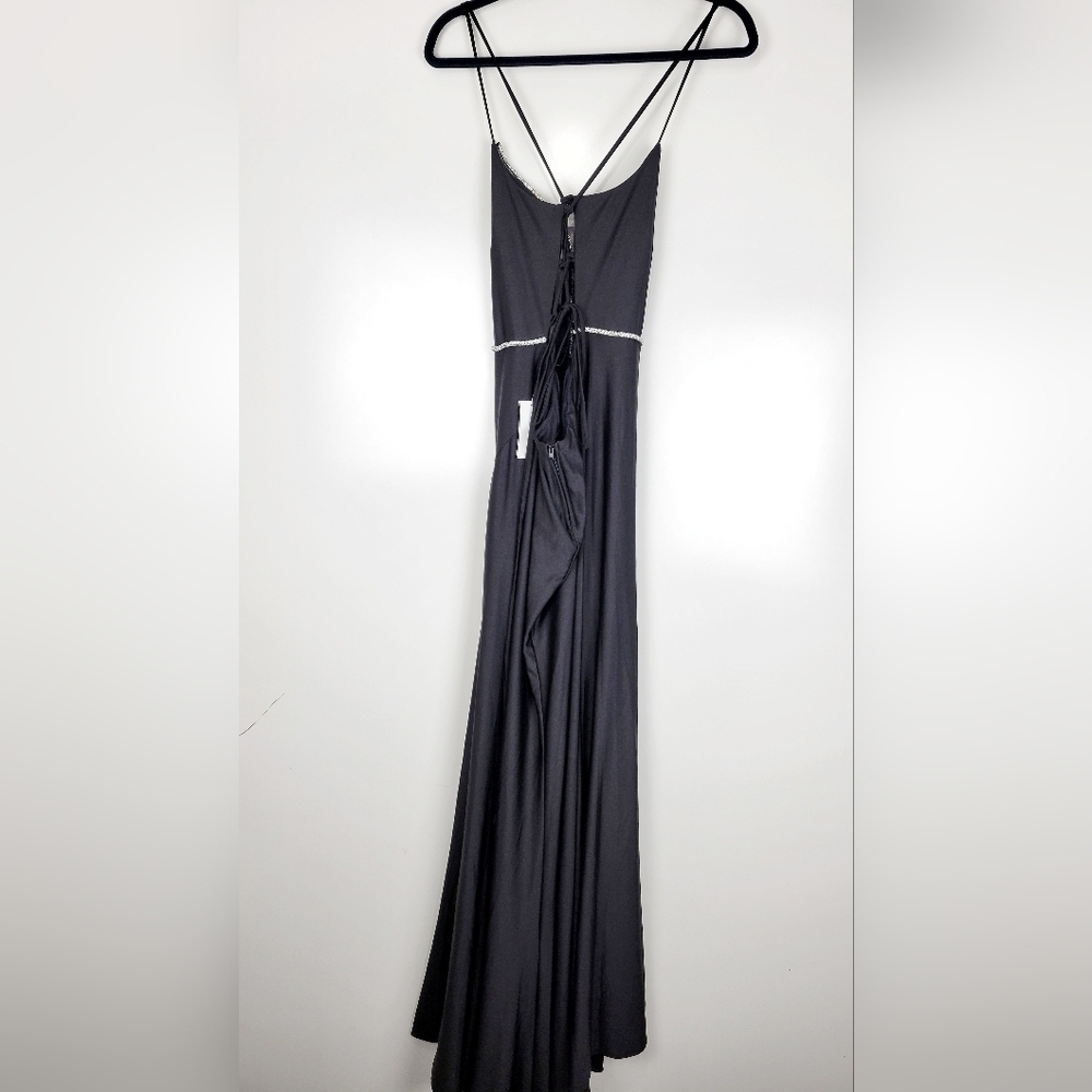 NWT B. Darlin Juniors Rhinestone-Trim Lace-Up-Back Gown in Black Size 15/16 - Picture 6 of 14